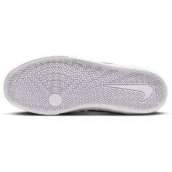NIKE Charge Suede Sneaker Damen 001 - black/white-black 36.5