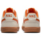 NIKE Court Vision Low Sneaker Herren 100 - sail/campfire orange-gum med brown 40