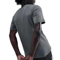 NIKE Dri-FIT Fitnessshirt Herren 084 - smoke grey S