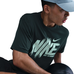 NIKE UV Hyverse Dri-FIT kurzarm Trainingsshirt Herren 390...