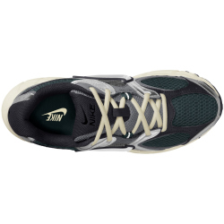 NIKE V5 RNR Sneaker Damen 300 - seaweed/metallic silver-anthracite 37.5