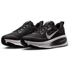 NIKE Vomero 18 Gore-Tex Laufschuhe Herren 002 - black/metallic silver-anthracite-white 38.5