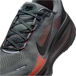 NIKE Vomero 18 Laufschuhe Herren 011 - smoke grey/black-total orange 42.5