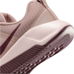 NIKE MC Trainer 3 Fitnessschuhe Damen 200 - malt/burgundy...