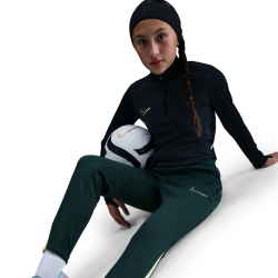 NIKE Academy23 Winter Warrior Therma-FIT Fußball...