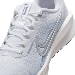 NIKE Downshifter 13 Laufschuhe Damen 110 - white/metallic...