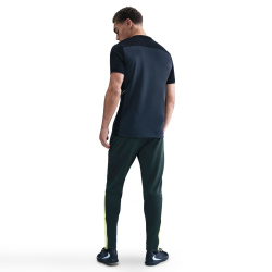 NIKE Academy Winter Warrior Therma-FIT Global...