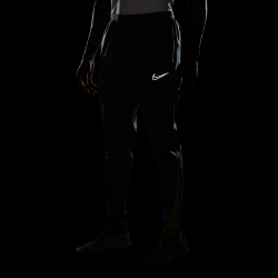 NIKE Academy Winter Warrior Therma-FIT Global...