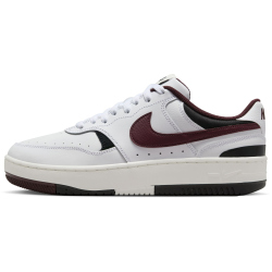 NIKE Gamma Force Sneaker Damen 119 - white/burgundy crush-black-sail 37.5