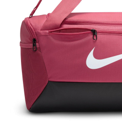 NIKE Brasilia Trainingstasche (klein, 41 Liter) 634 - sweet beet/black/white