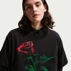 NIKE Sportswear Classic T-Shirt Damen