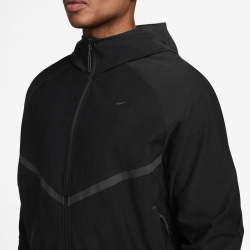NIKE Sportswear Tech Knit Windrunner Trainingsjacke Herren