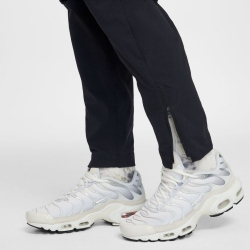 NIKE Tech Woven Jogginghose Jungen