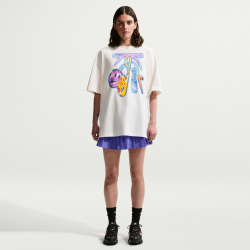 NIKE Sportswear Classic Oversize T-Shirt Damen 133 - sail M