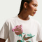 NIKE Sportswear Classic T-Shirt Damen 072 - light bone S