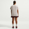 NIKE Sportswear Classic T-Shirt Damen 072 - light bone S