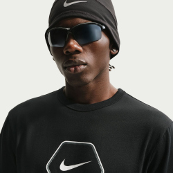 NIKE Sportswear T-Shirt Herren 011 - black/igloo S