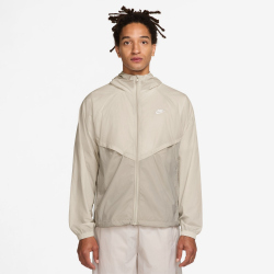 NIKE Windrunner Lightweight UV-Repel Kapuzenjacke Herren...