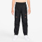 NIKE Sportswear City Utility Woven Jogginghose Kinder 011 - black/turf orange XS (122-128 cm)