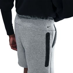 NIKE Tech Fleece Shorts Herren 063 - dk grey heather/black S