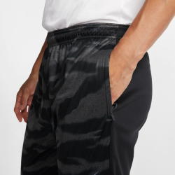 NIKE Therma Shield Strike Trainingshose black/anthracite/reflect black M