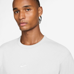NIKE Sportswear Premium Essentials T-Shirt Herren 100 - white XS