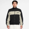NIKE Sportswear Club Lightweight Trainingsjacke Herren 010 - black/lt khaki/lt khaki S