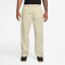 NIKE Sportswear Club Trainingshose Herren 229 - lt khaki/white XS