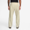 NIKE Sportswear Club Trainingshose Herren 229 - lt khaki/white XS