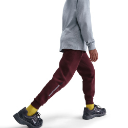 NIKE Sportswear Club Fleece Brand Energy Jogginghose...