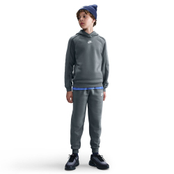NIKE Sportswear Club Fleece Kapuzen-Trainingsanzug Kinder 084 - smoke grey/smoke grey/game royal/white M (137-147 cm)