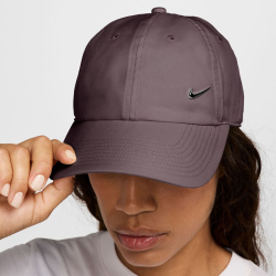 NIKE Club Dri-FIT Unstructured Metal Swoosh Cap 502 -...