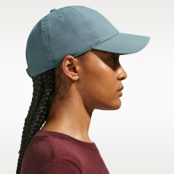 NIKE Club Dri-FIT Unstructured Metal Swoosh Cap 382 -...