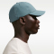 NIKE Club Dri-FIT Unstructured Metal Swoosh Cap 382 - mineral slate/metallic silver M/L