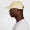 NIKE Club Dri-FIT Unstructured Metal Swoosh Cap 115 - coconut milk/metallic black S/M