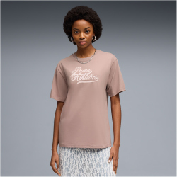 PUMA Graphics Relaxed Varsity T-Shirt Damen 88 - sandstone S