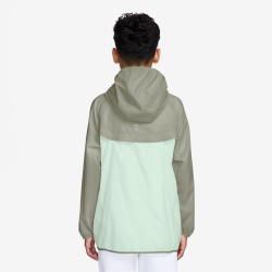 NIKE Stride UV-Repel Trainingsjacke Kinder 304 - spruce fog/barely green/reflective silv L (147-158 cm)