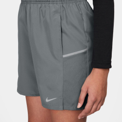 NIKE Miler Dri-FIT Laufshorts Kinder 084 - smoke grey/smoke grey/reflective silv M (137-147 cm)
