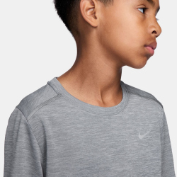NIKE Miler Dri-FIT Trainingsshirt Kinder 084 - smoke...