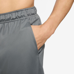 NIKE Totality Dri-FIT 9" Shorts Herren 084 - smoke grey/black M