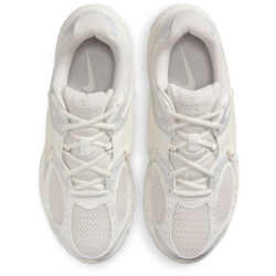NIKE V5 RNR Sneaker Damen
