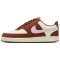 NIKE Court Vision Low Premium Sneaker Damen 004 - soft pearl/pink foam-fauna brown 36.5
