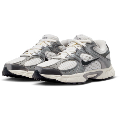 NIKE V5 RNR Sneaker Kinder 003 - phantom/black-pencil point 36