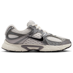 NIKE V5 RNR Sneaker Kinder 003 - phantom/black-pencil point 36