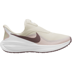 NIKE Revolution 8 EasyOn Laufschuhe Damen 002 -...