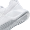 NIKE MC Trainer 3 Fitnessschuhe Damen 100 - white/mtlc platinum-photon dust 42.5