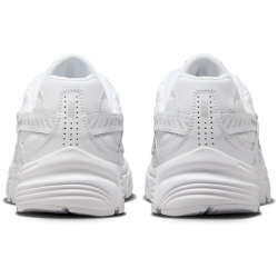 NIKE Initiator Sneaker Damen 100 - white/metallic silver-photon dust 44