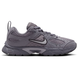 NIKE V5 Runner Suede Sneaker Kinder