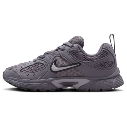 NIKE V5 Runner Suede Sneaker Kinder
