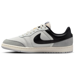 NIKE Air Jordan Skyline Low Sneaker Damen 101 - summit...